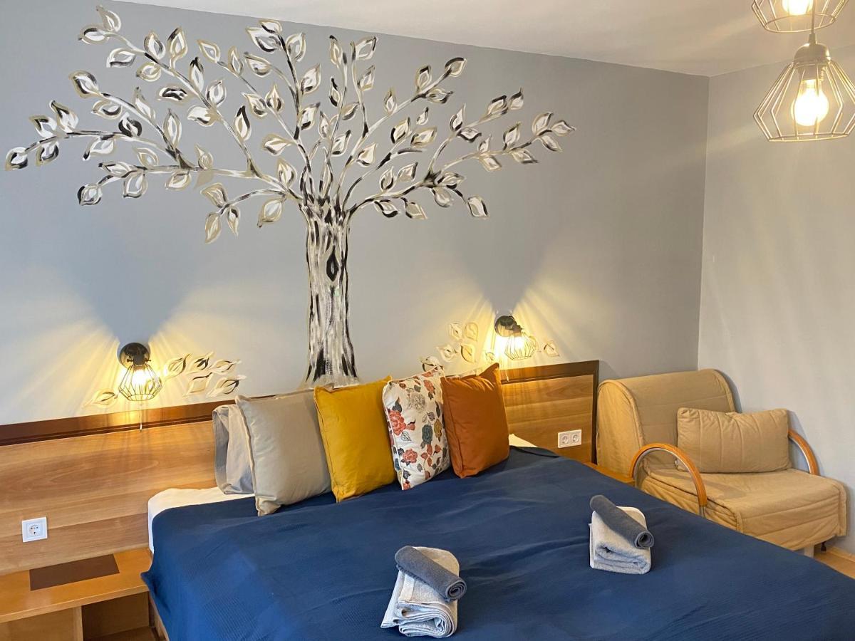 Tuenderpart Apartment Eger Buitenkant foto